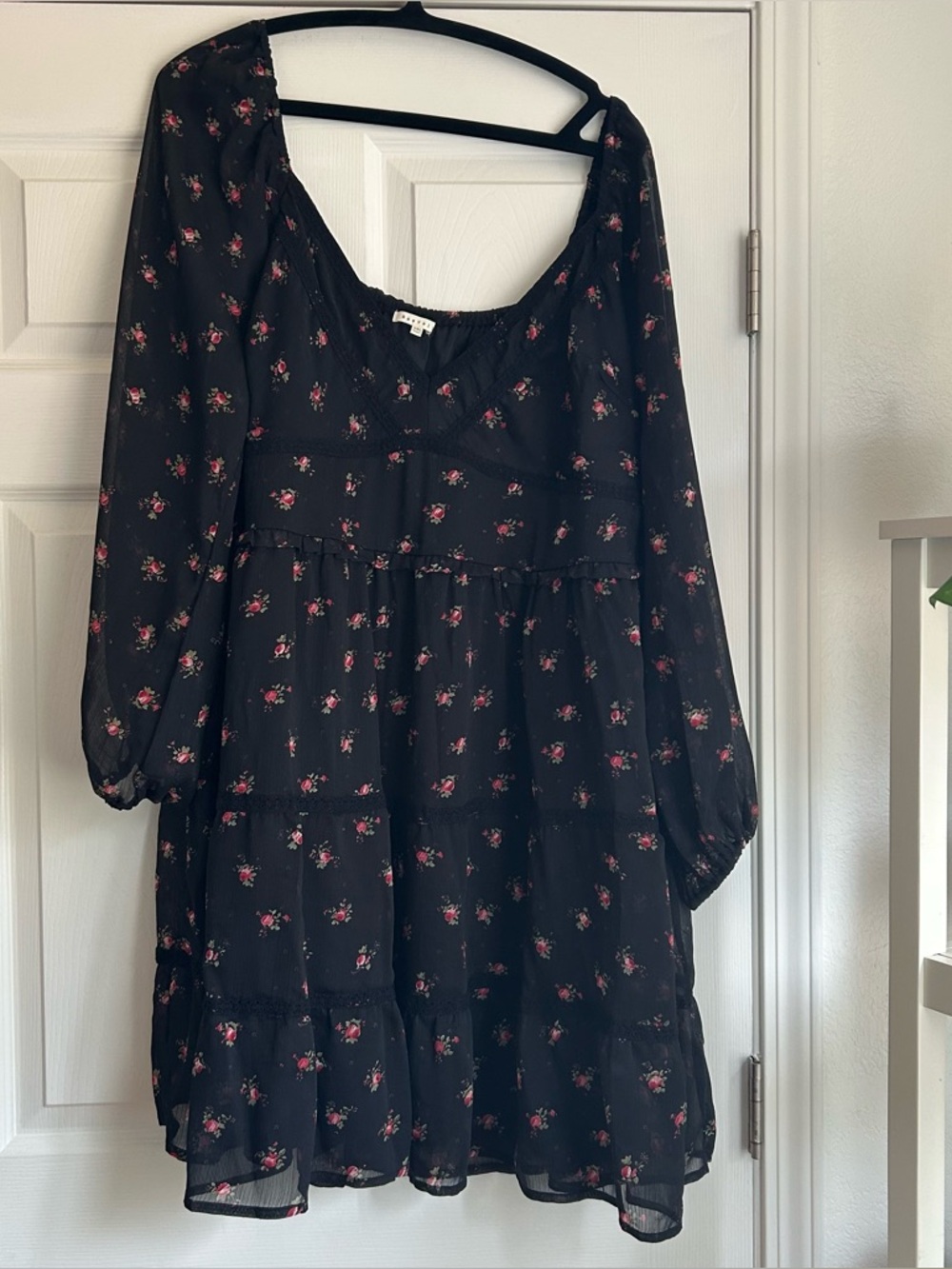 Baevely black ditsy floral mini dress size 3x